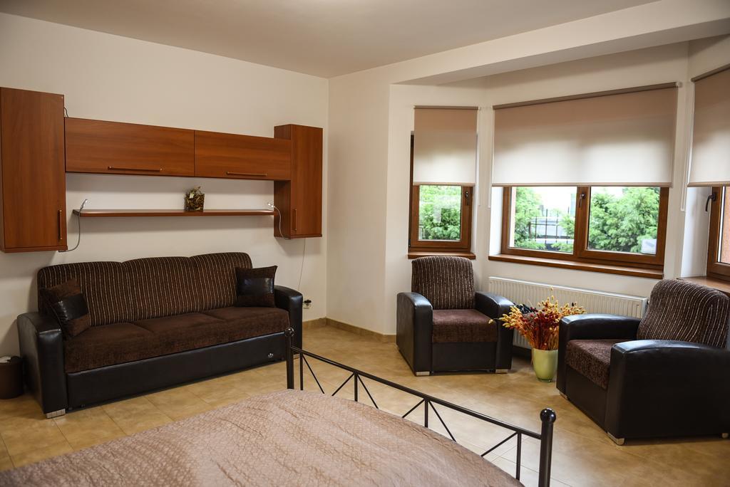 Modern Apartment Near City Center Клуж-Напока Екстер'єр фото